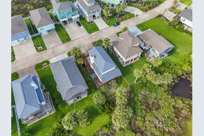 22517 Bay Point Drive, Galveston, TX 77554 - Photo 23