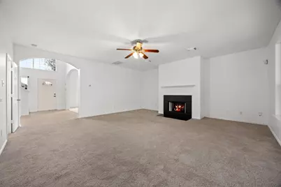 19226 Crescent Pass Drive, Tomball, TX 77375 - Photo 7