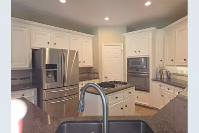 2615 Roman Forest Boulevard, New Caney, TX 77357 - Photo 5