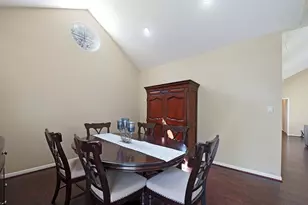 2615 Roman Forest Blvd, New Caney, TX 77357 - Photo 9