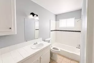 4624 Bell St, Houston, TX 77023 - Photo 7