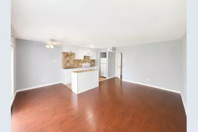 4624 Bell Street #7, Houston, TX 77023 - Photo 3