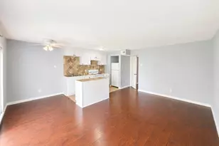 4624 Bell St, Houston, TX 77023 - Photo 3