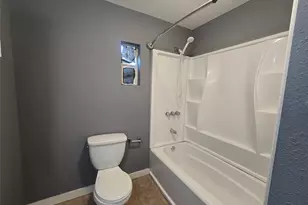5318 Ave P 1/2, Galveston, TX 77551 - Photo 5