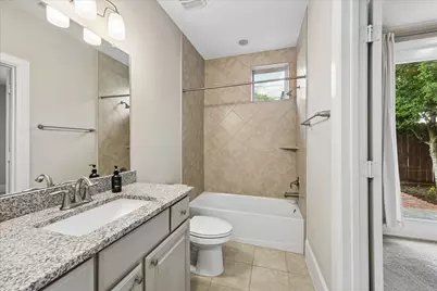 923 Byrne Street, Houston, TX 77009 - Photo 9