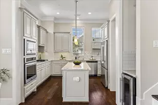 923 Byrne St, Houston, TX 77009 - Photo 13