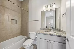 923 Byrne St, Houston, TX 77009 - Photo 27