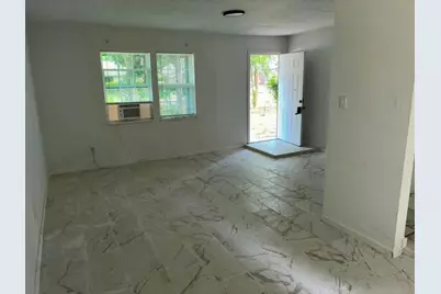 1918 Hampton Street, Houston, TX 77088 - Photo 7