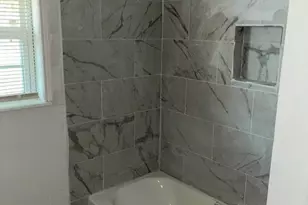 1918 Hampton St, Houston, TX 77088 - Photo 21