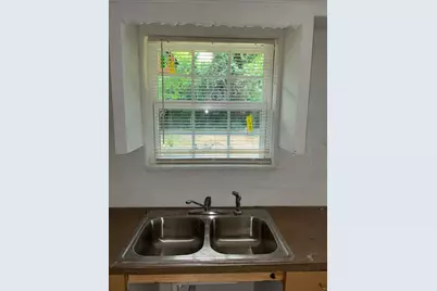 1918 Hampton Street, Houston, TX 77088 - Photo 11