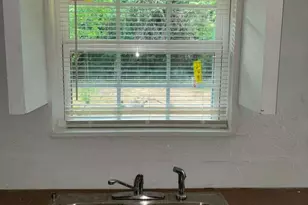 1918 Hampton St, Houston, TX 77088 - Photo 11