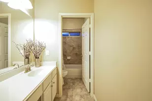 14410 Heath Falls Ln, Cypress, TX 77429 - Photo 21