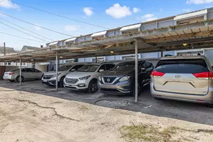 525 11th St, Galveston, TX 77550 - Photo 11