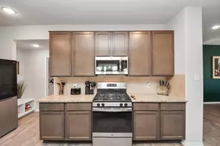 8402 Northern Pintail Dr, Houston, TX 77049 - Photo 11