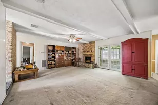 11302 Brighton Ln, Meadows Place, TX 77477 - Photo 7