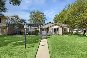 11302 Brighton Ln, Meadows Place, TX 77477 - Photo 1