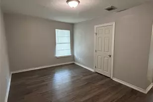 301 W Austin Ave, Pasadena, TX 77502 - Photo 7