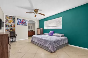 16211 Brinkwood Dr, Houston, TX 77090 - Photo 23