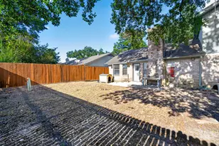 16211 Brinkwood Dr, Houston, TX 77090 - Photo 37
