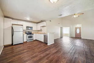 23902 Silversmith Ln, Katy, TX 77493 - Photo 3