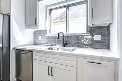 5640 Dolores Street, Houston, TX 77057 - Photo 9