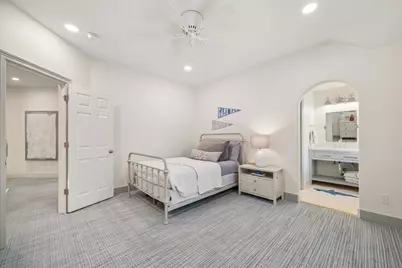 7935 Woodcrest Court, Sugar Land, TX 77479 - Photo 23
