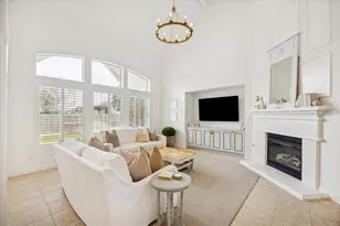 7935 Woodcrest Ct, Sugar Land, TX 77479 - Photo 7