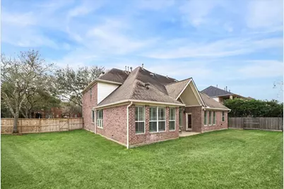 7935 Woodcrest Court, Sugar Land, TX 77479 - Photo 27