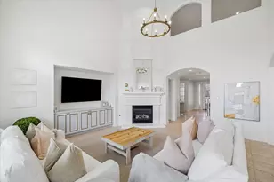 7935 Woodcrest Ct, Sugar Land, TX 77479 - Photo 5