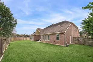 7935 Woodcrest Ct, Sugar Land, TX 77479 - Photo 29