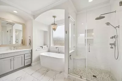 7935 Woodcrest Court, Sugar Land, TX 77479 - Photo 17