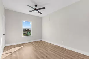 1102 64th St, Galveston, TX 77551 - Photo 25