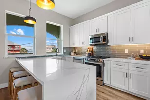 1102 64th St, Galveston, TX 77551 - Photo 9