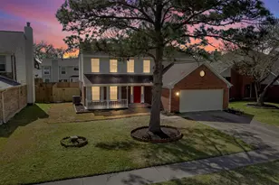 14922 Waybridge Dr, Houston, TX 77062 - Photo 3