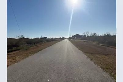 1819 Anderson Avenue, Port Bolivar, TX 77650 - Photo 3