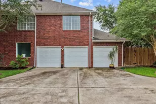 914 Pinewood Ln, Seabrook, TX 77586 - Photo 43