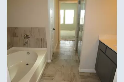 6915 Sunnyvale Lane, Rosharon, TX 77583 - Photo 9