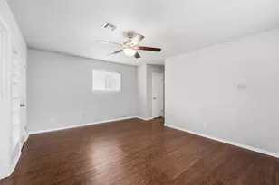 5907 Peg St, Houston, TX 77092 - Photo 13
