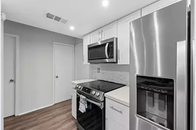 1920 Augusta Drive #30, Houston, TX 77057 - Photo 5