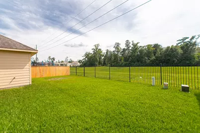 99 W Wading Pond Circle, The Woodlands, TX 77375 - Photo 33