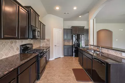 99 W Wading Pond Circle, The Woodlands, TX 77375 - Photo 17