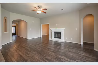 99 W Wading Pond Circle, The Woodlands, TX 77375 - Photo 11