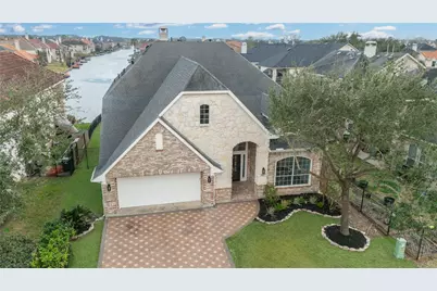 5322 Mornington Drive, Sugar Land, TX 77498 - Photo 1