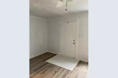 5237 Carmen Street, Houston, TX 77033 - Photo 17