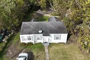 5237 Carmen St, Houston, TX 77033 - Photo 1
