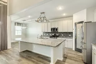 1702 Diamond Mountain Dr, Rosharon, TX 77583 - Photo 9