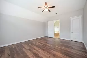 4623 Hickory Branch Ln, Sugar Land, TX 77479 - Photo 37