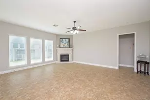 4623 Hickory Branch Ln, Sugar Land, TX 77479 - Photo 27