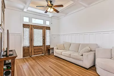 3002 Avenue Q 1/2, Galveston, TX 77550 - Photo 11