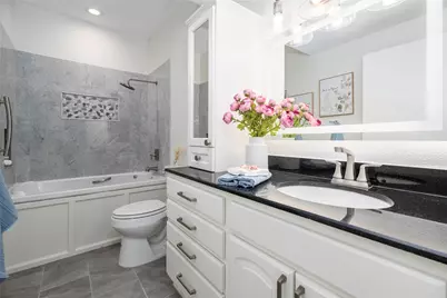 401 Lakeside Lane #213, Houston, TX 77058 - Photo 9